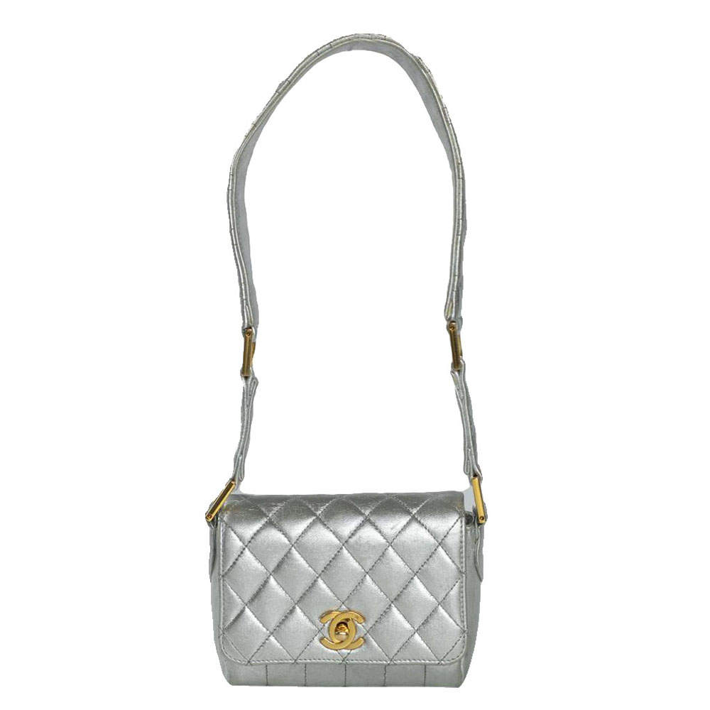 Pre Owned Chanel Silver Leather Vintage Shoulder Bag