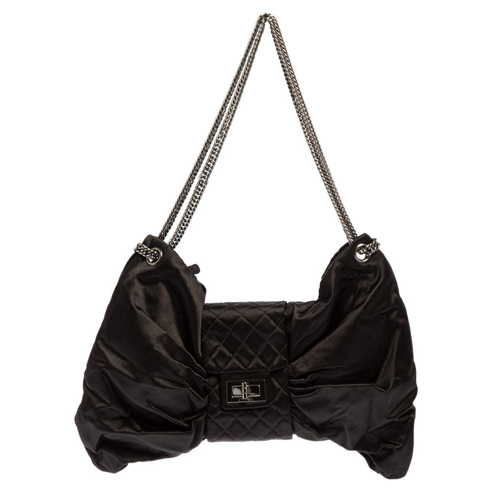 مملوكة مسبقًا Chanel Black Satin 2.55 Reissue Ribbon Shoulder Bag