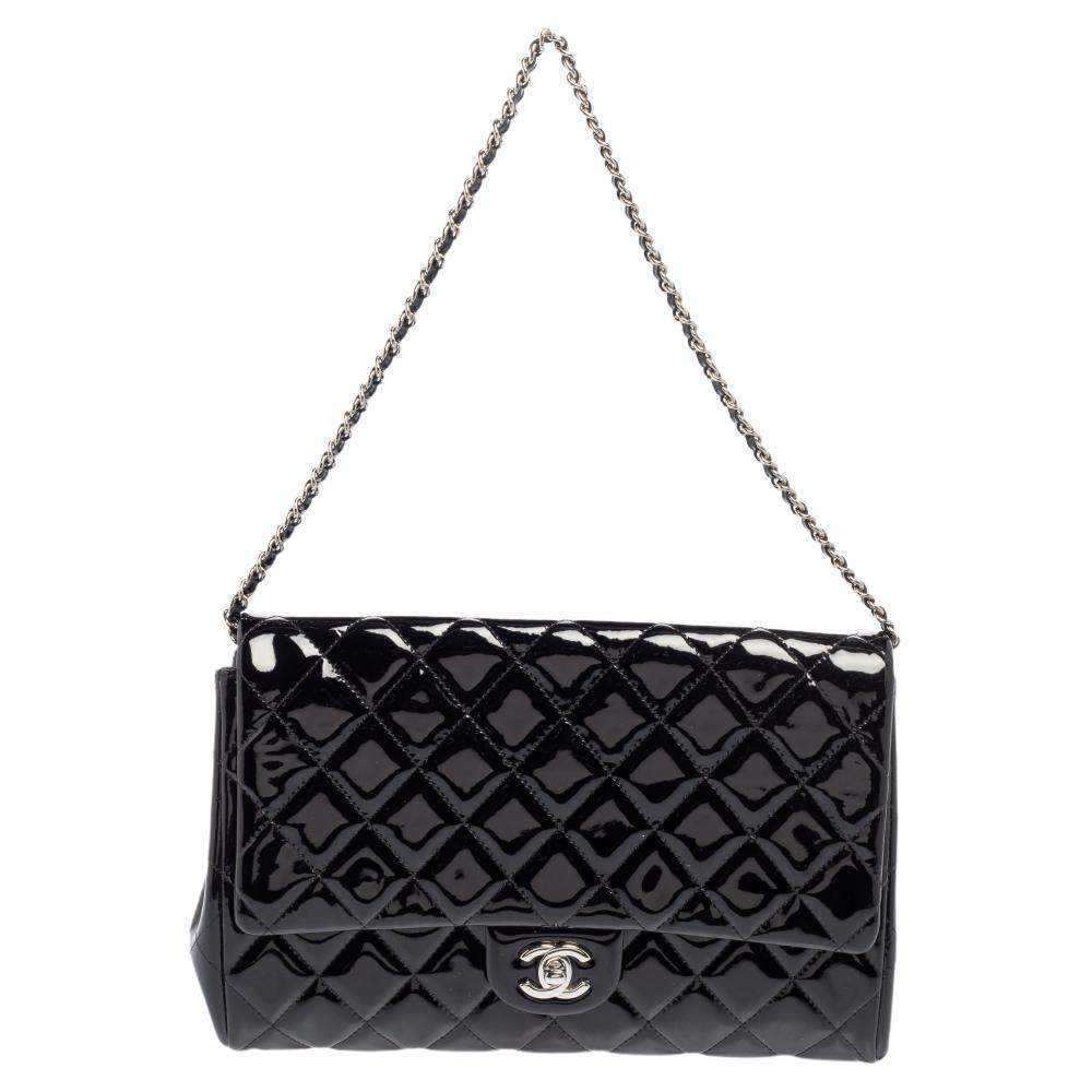 black chanel clutch with chain