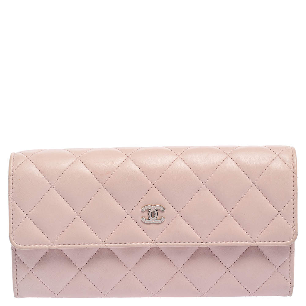 Pre Owned Chanel Light Pink Quilted Leather CC Flap Continental Wallet