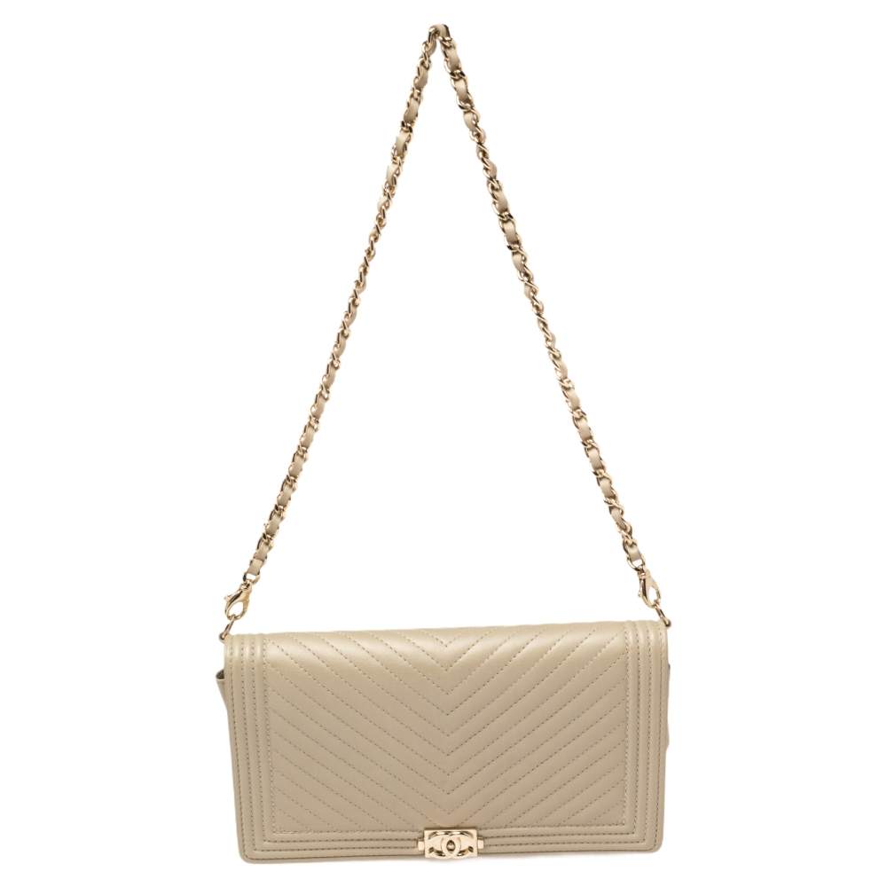 Pre Owned Chanel Beige Chevron Leather Boy Wallet on Chain