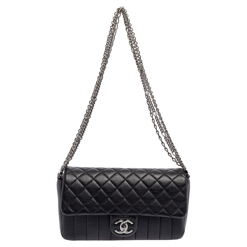 Pre Owned Chanel Black Quilted Leather Medium Single Flap Bag