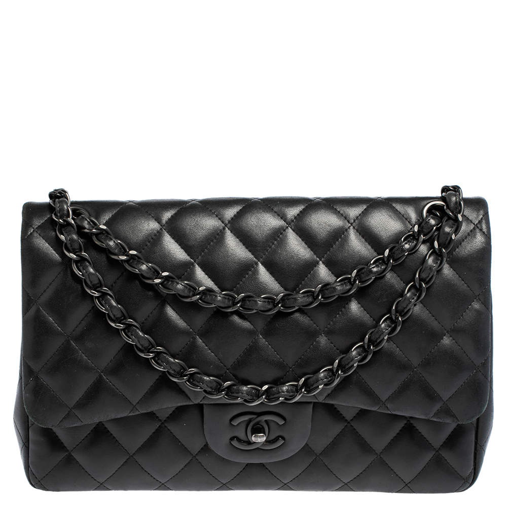 مملوكة مسبقًا Chanel Black Quilted Lambskin Leather Jumbo Classic Double Flap Bag