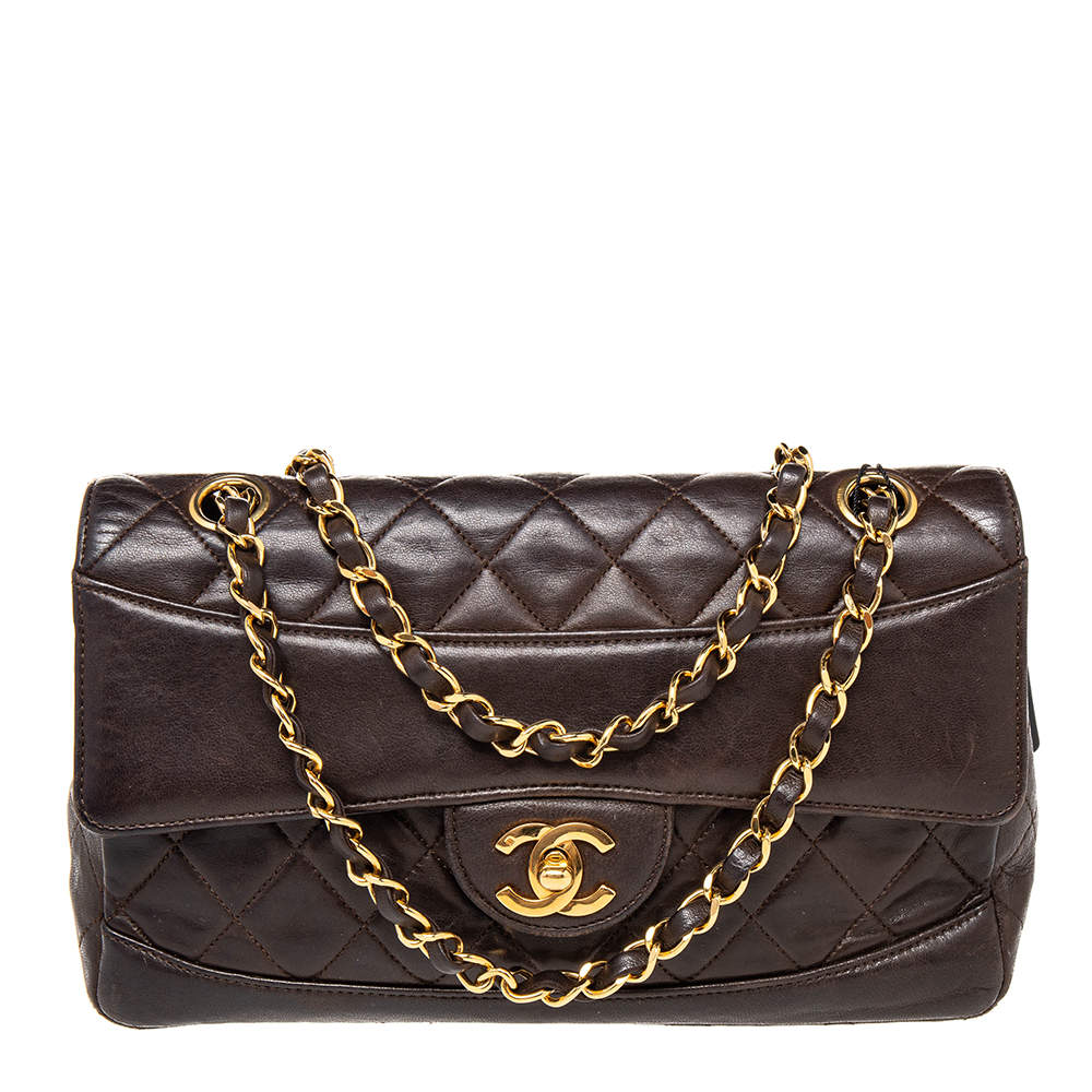 مملوكة مسبقًا حقيبة كتف شانيل CC جلد بني بقلاب