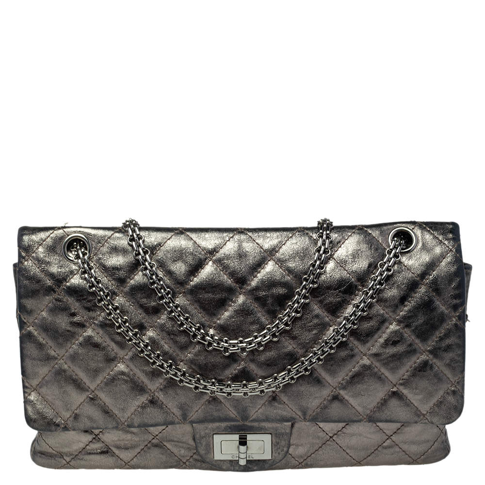 Pre Owned حقيبة شانيل ريشو 2.55 كلاسيك 227 جلد مبطن رصاصي ميتاليك ذات قلاب