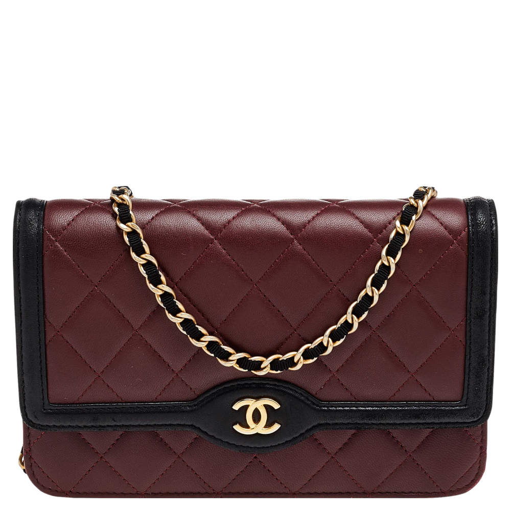 Pre Owned Chanel Burgundy/Black Quilted Leather Wallet On Chain