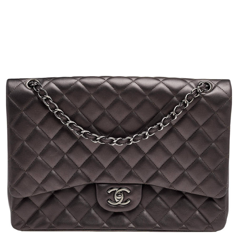 Pre Owned Chanel Metallic Grey Quilted Leather Maxi Classic Single Flap Bag