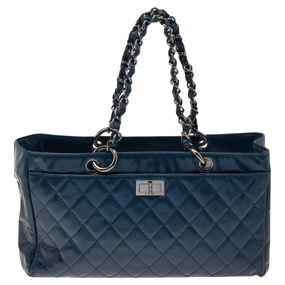 Chanel Green Diamond Shine Quilted Leather Reissue Tote