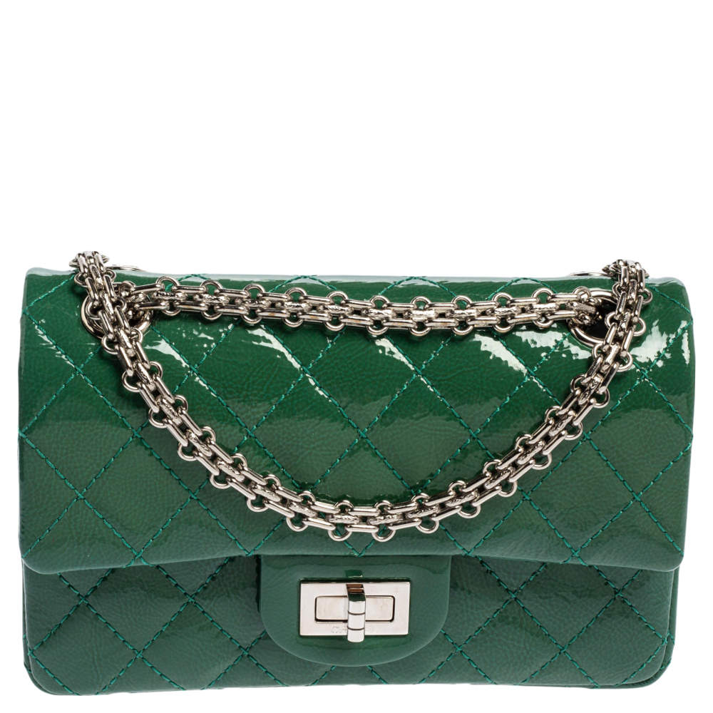 مملوكة مسبقًا Chanel Green Quilted Patent Leather 244 Reissue 2.55 Double Flap Bag