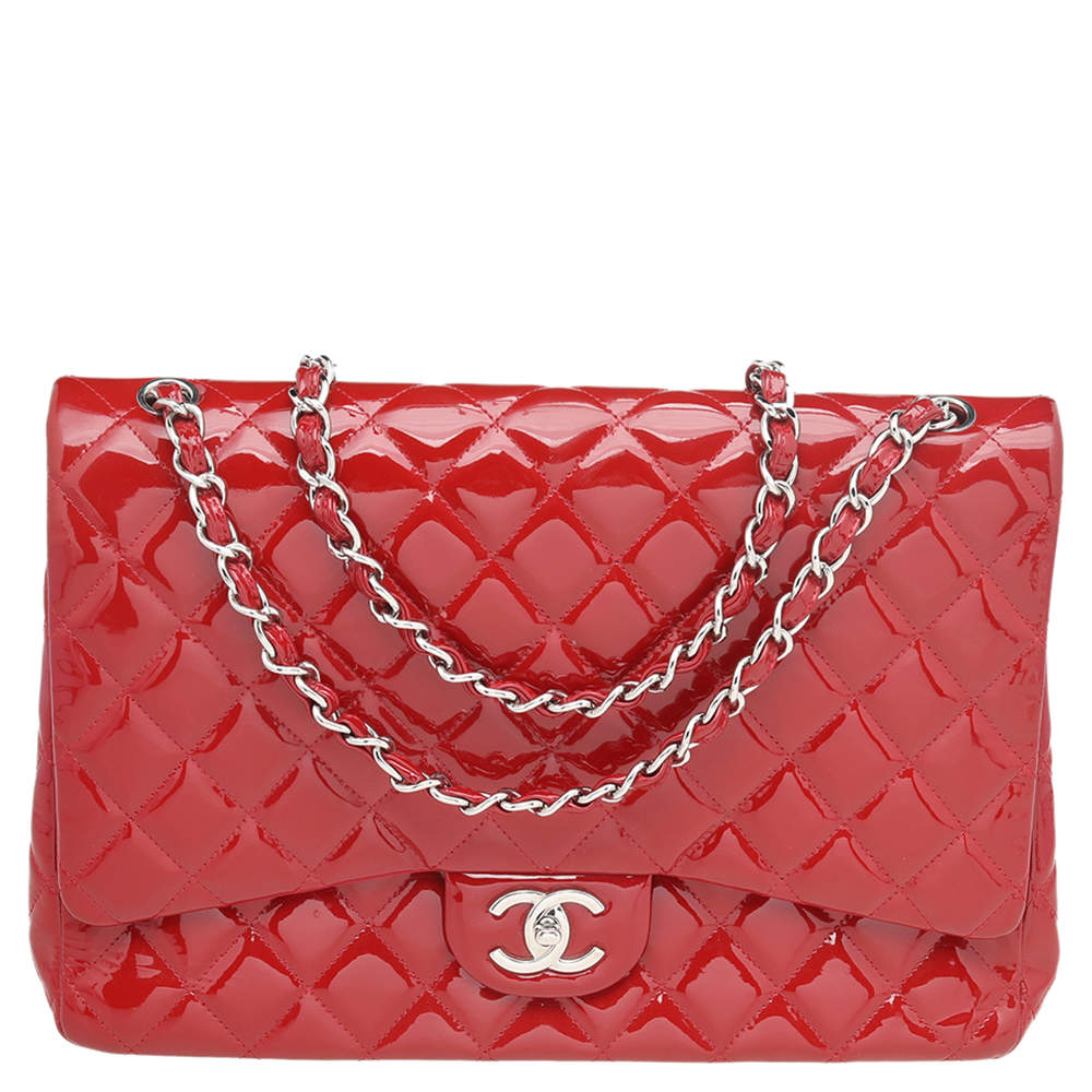مملوكة مسبقًا حقيبة شانيل قلاب مزدوج ماكسي كلاسيك جلد لامع مبطن أحمر