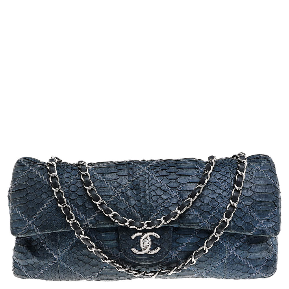 مملوكة مسبقًا Chanel Navy Blue Python Leather Classic Double Flap Shoulder Bag