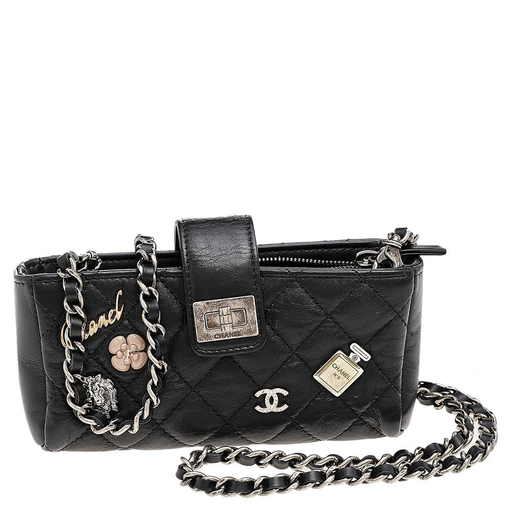 Pre Owned Chanel Black Quilted Leather Reissue Chain Phone Pouch