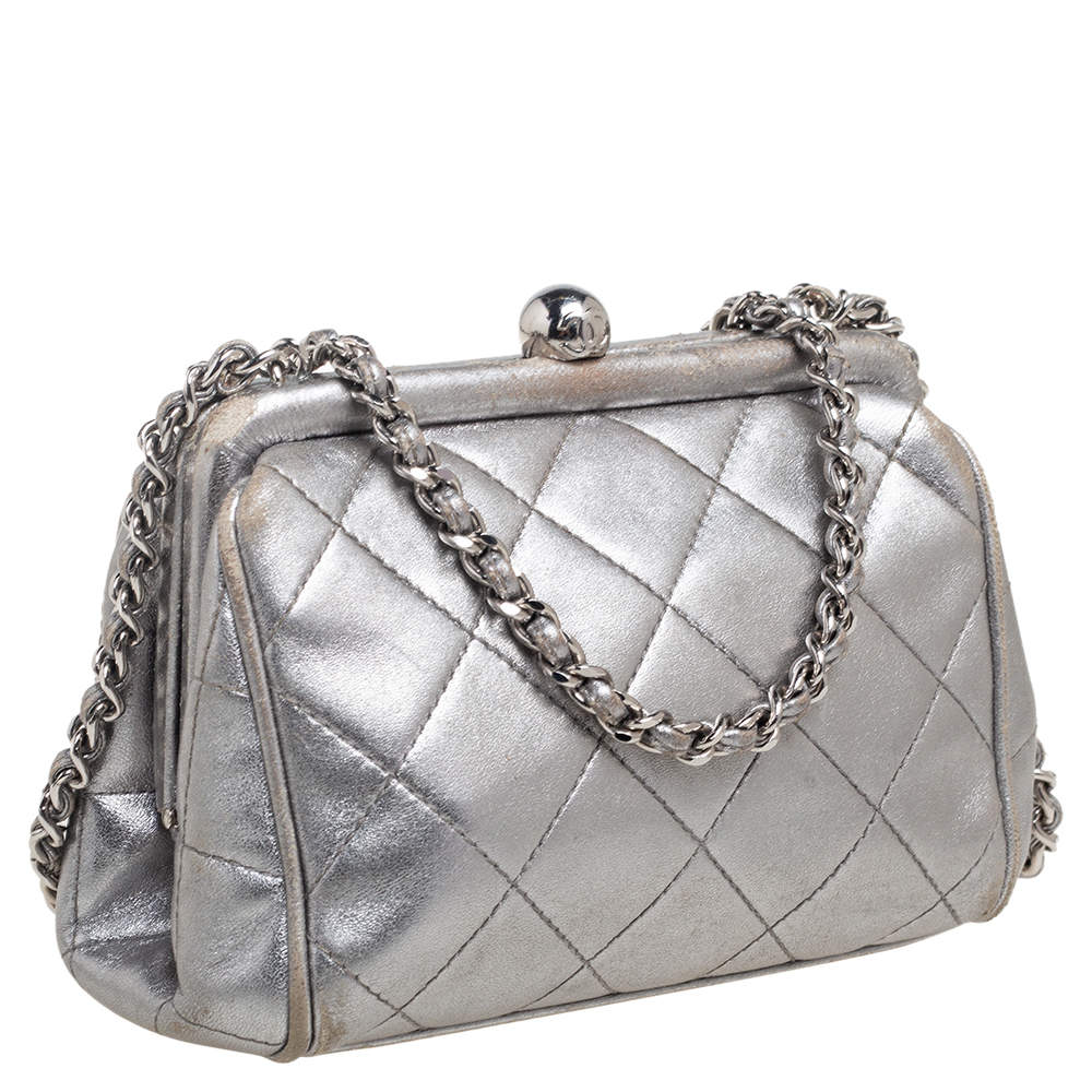 silver CHANEL Women Bags - Vestiaire Collective