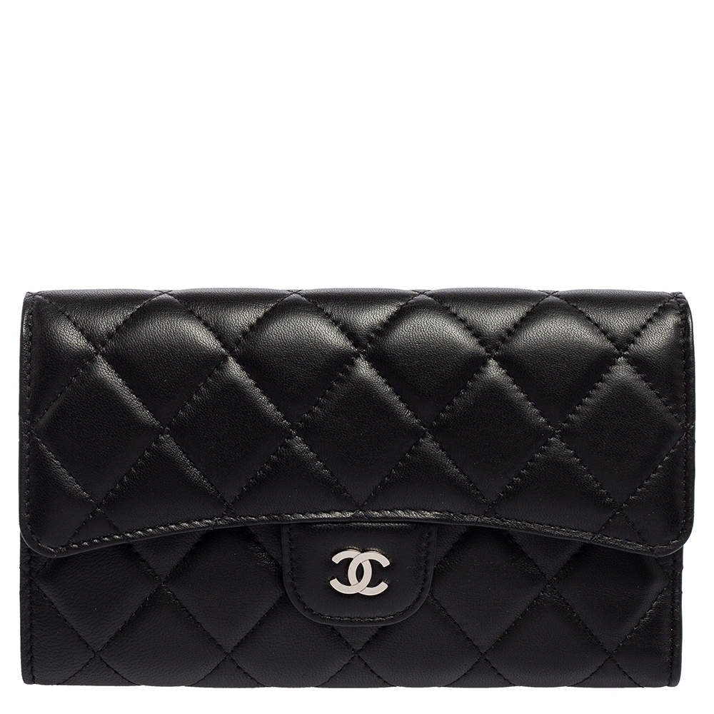 Pre Owned Chanel Black Quilted Leather Classic Flap Continental Wallet
