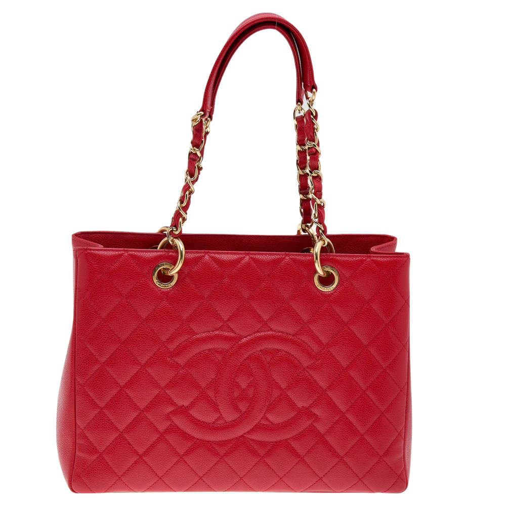 Pre Owned حقيبة يد توتس شانيل غراند شوبنغ جلد كافيار أحمر مبطن