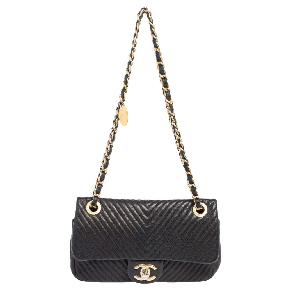 Pre Owned Chanel Black Chevron Leather Small Classic Flap Bag