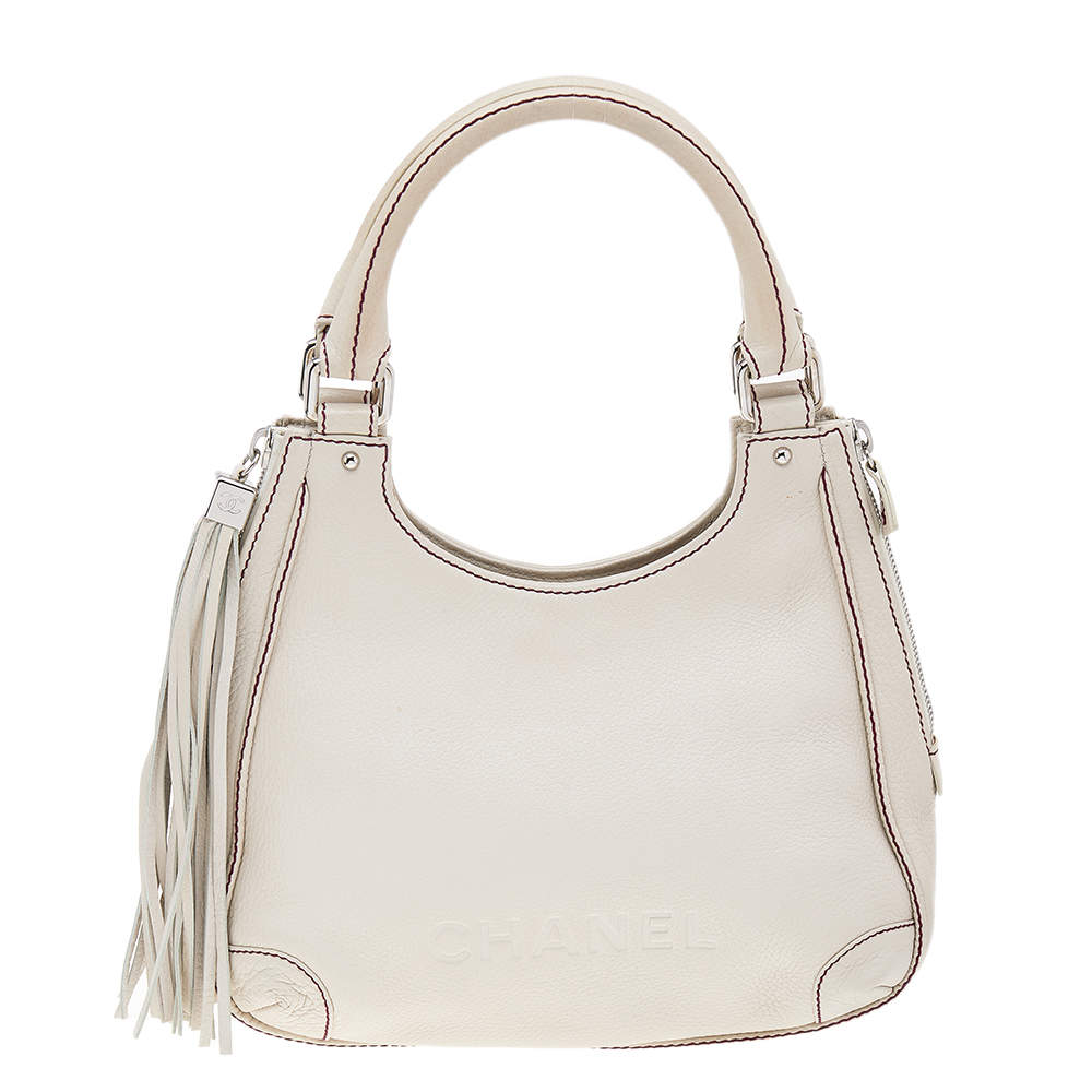 Pre Owned Chanel Off White Grained Leather Tassel Hobo
