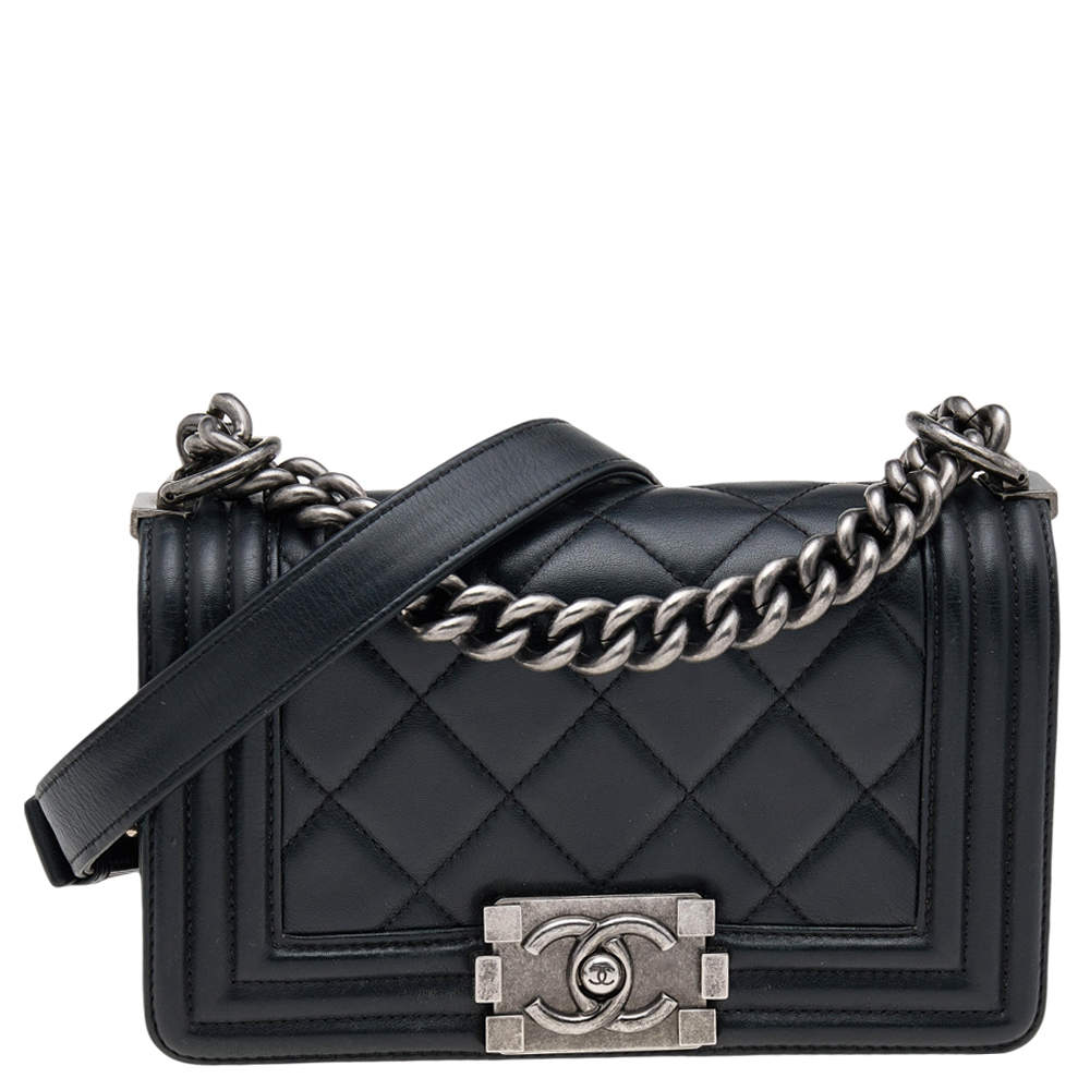 Pre Owned Chanel Black Quilted Leather Small Boy Flap Bag