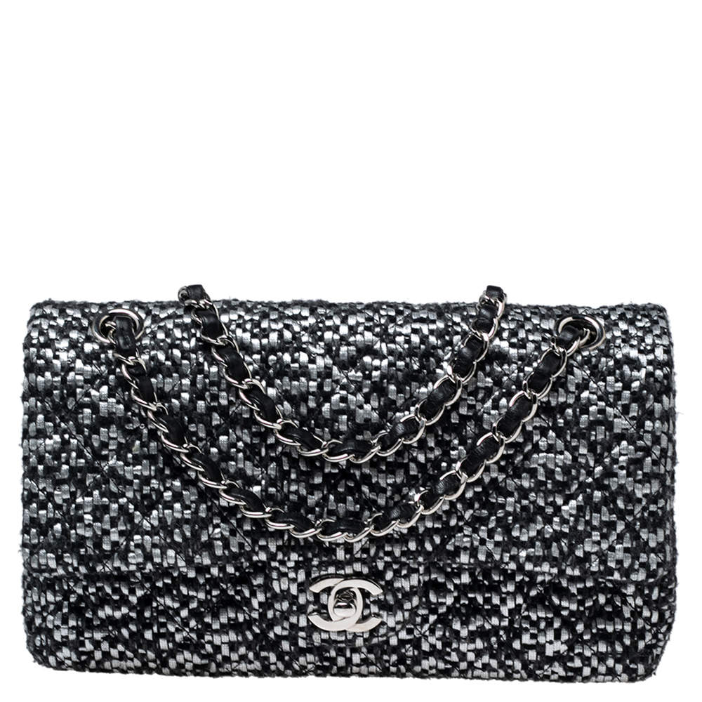 مملوكة مسبقًا Chanel Black/Silver Quilted Tweed and Leather Medium Classic Double Flap Bag