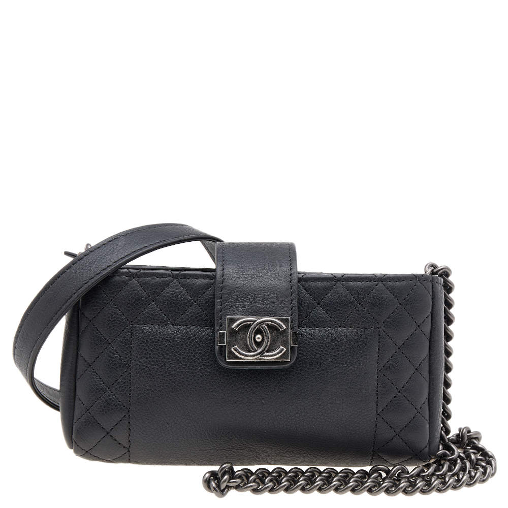 Pre Owned Chanel Black Quilted Leather Reverso Boy Phone Holder Chain Clutch