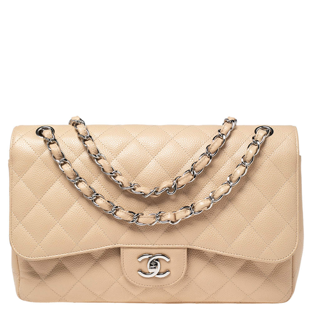 Pre Owned حقيبة شانيل جامبو كلاسيك جلد كافيار مبطن بيج بقلاب مزدوج