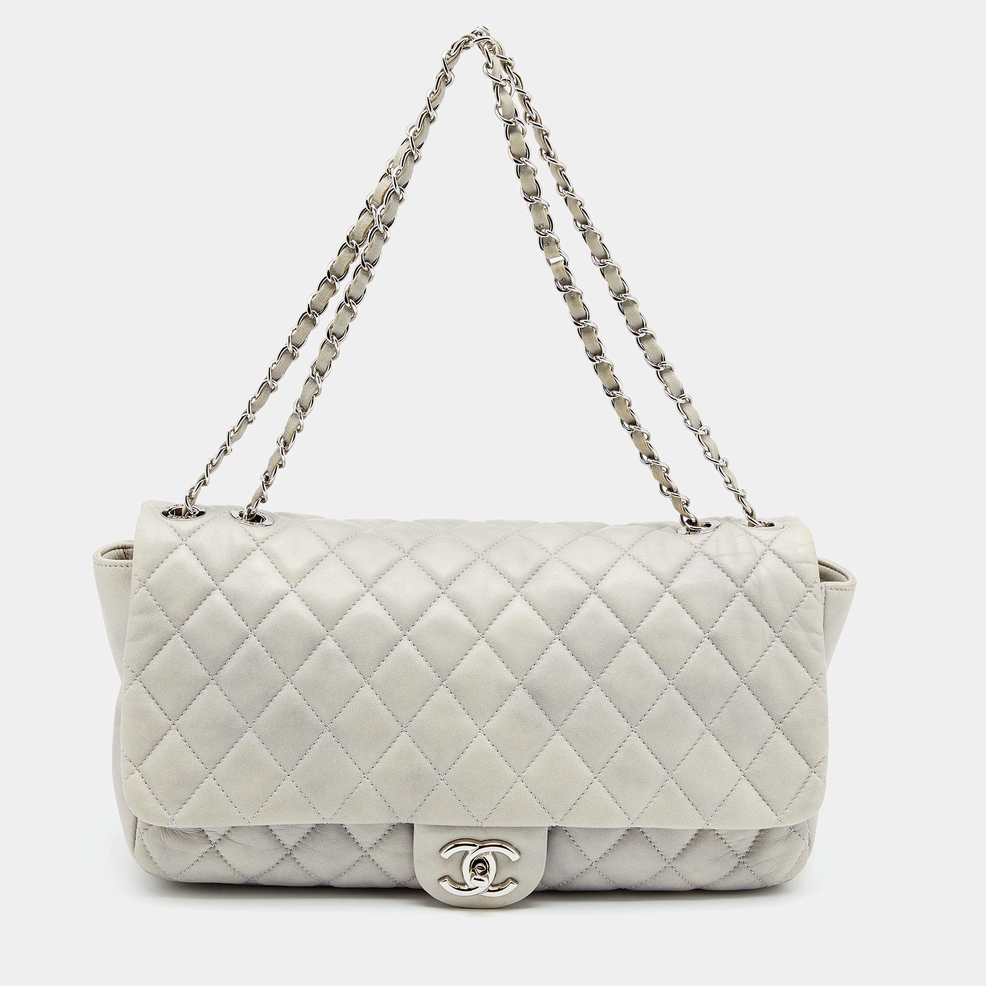 Chanel Grey Quilted Leather Maxi Classic Flap Bag Chanel | The Luxury ...