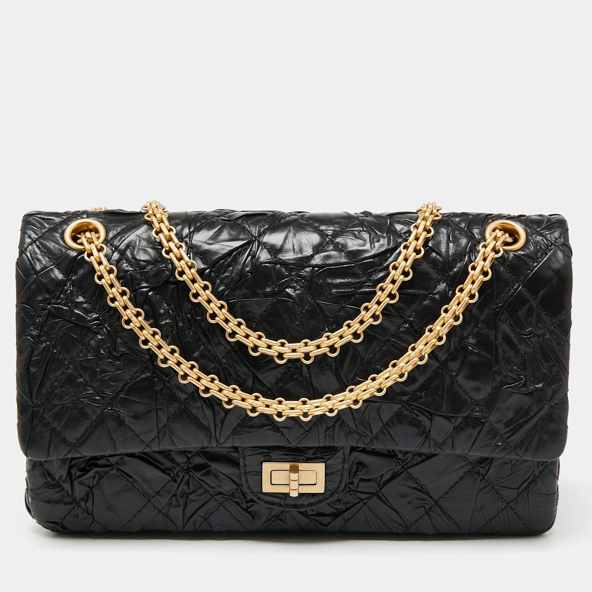 Pre Owned Chanel Black Textured Leather Reissue 2.55 Classic 226 Flap Bag