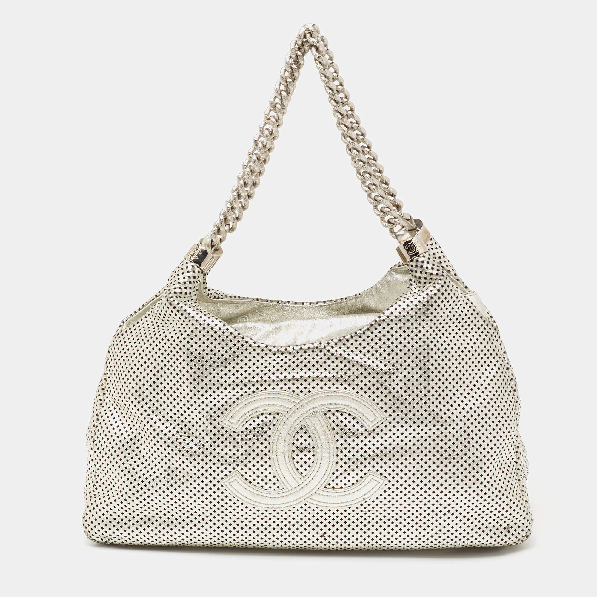 Pre Owned Chanel Silver Perforated Leather Rodeo Drive Bag
