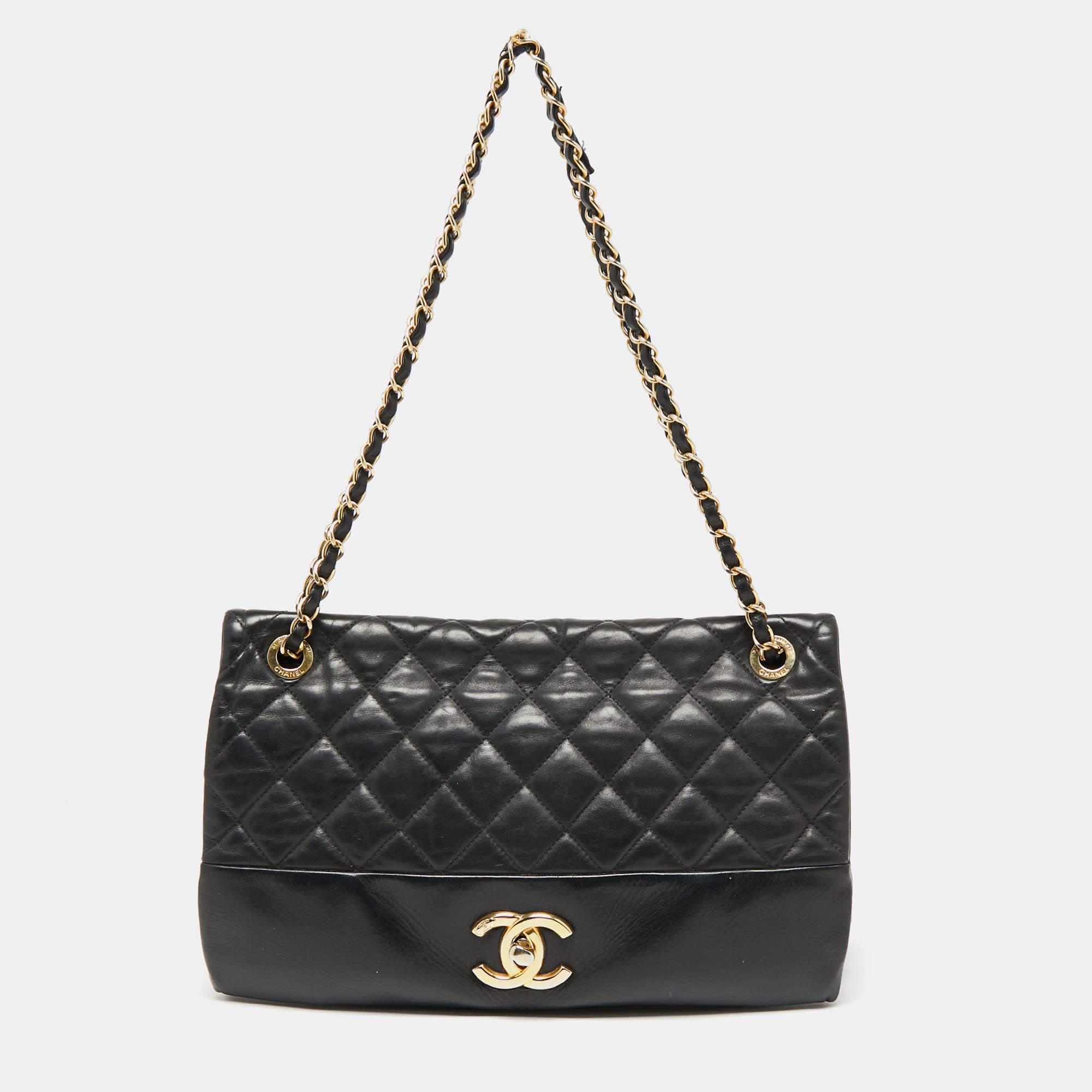 مملوكة مسبقًا حقيبة شانيل إيلاجانس جامبو جلد مبطن أسود بقلاب