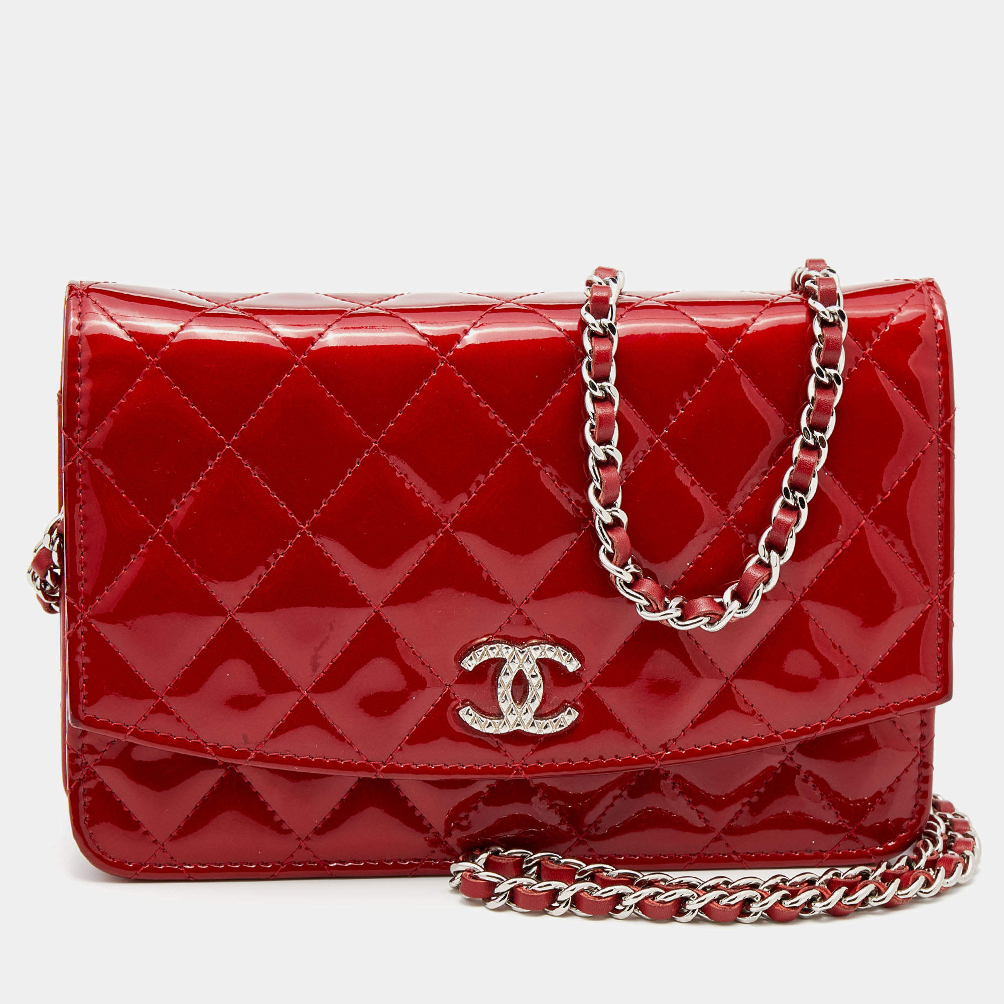 Pre Owned Chanel Red Patent Quilted Leather Classic Wallet on Chain