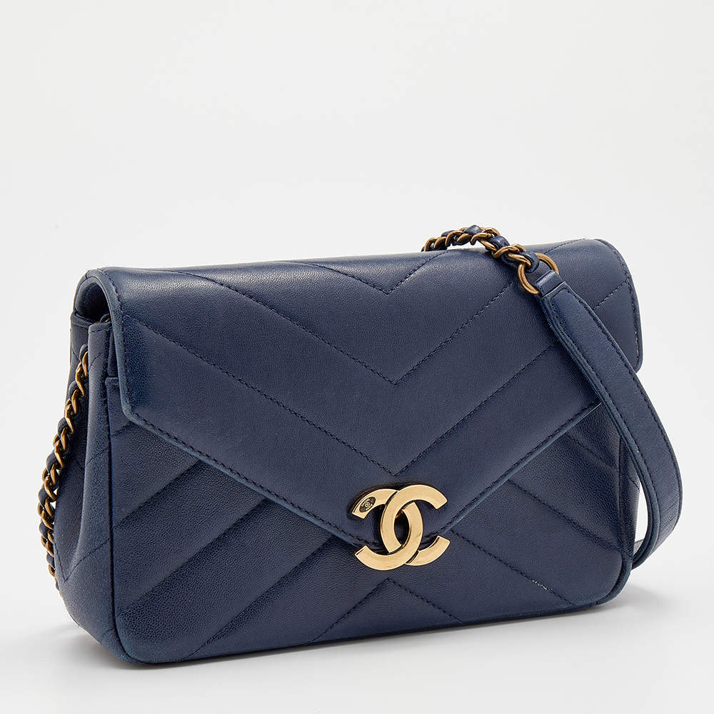 Chanel chevron envelope online bag