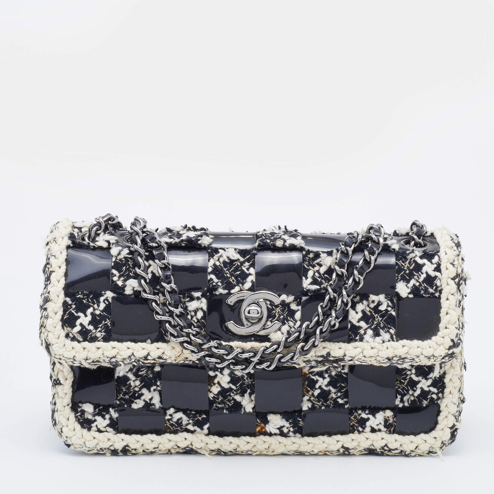 Pre Owned Chanel Black/White Chessboard Tweed and Patent Leather Flap Bag