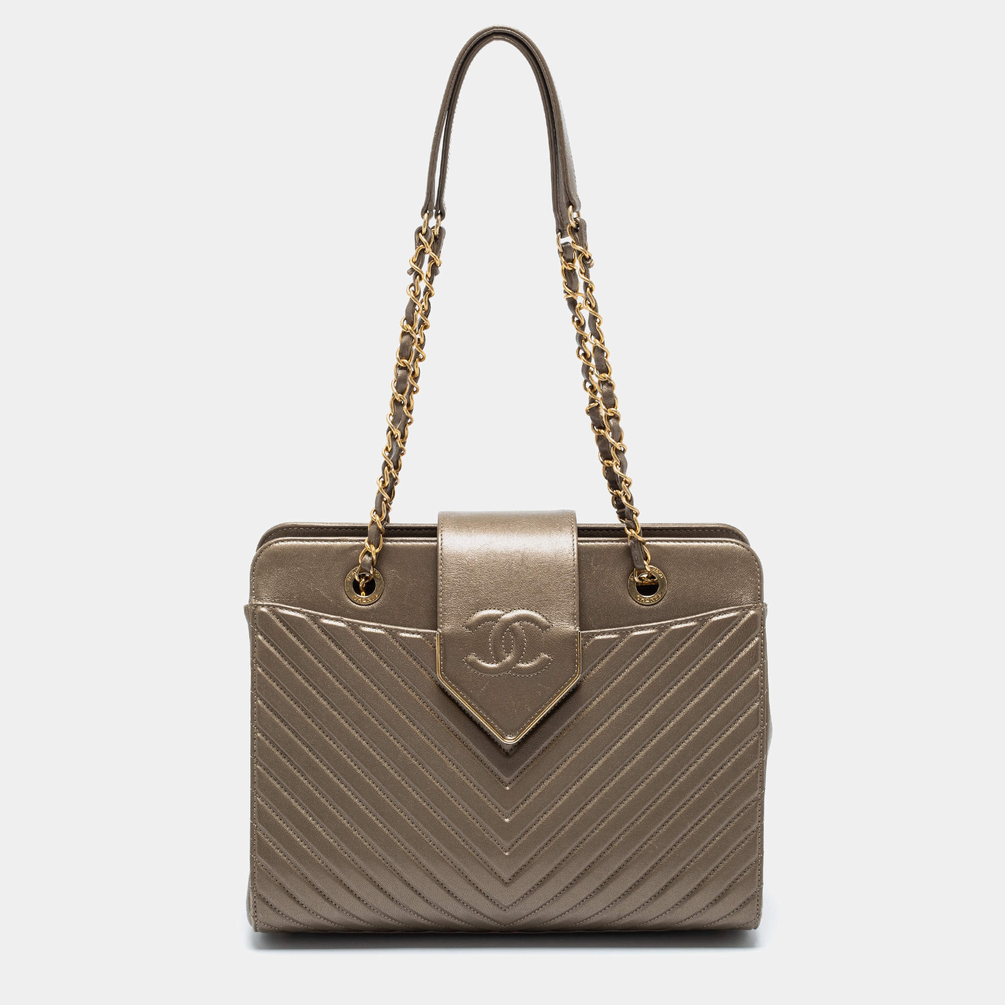 Pre Owned Chanel Metallic Olive Green Chevron Quilted Leather Collar And Tie Shoulder Bag