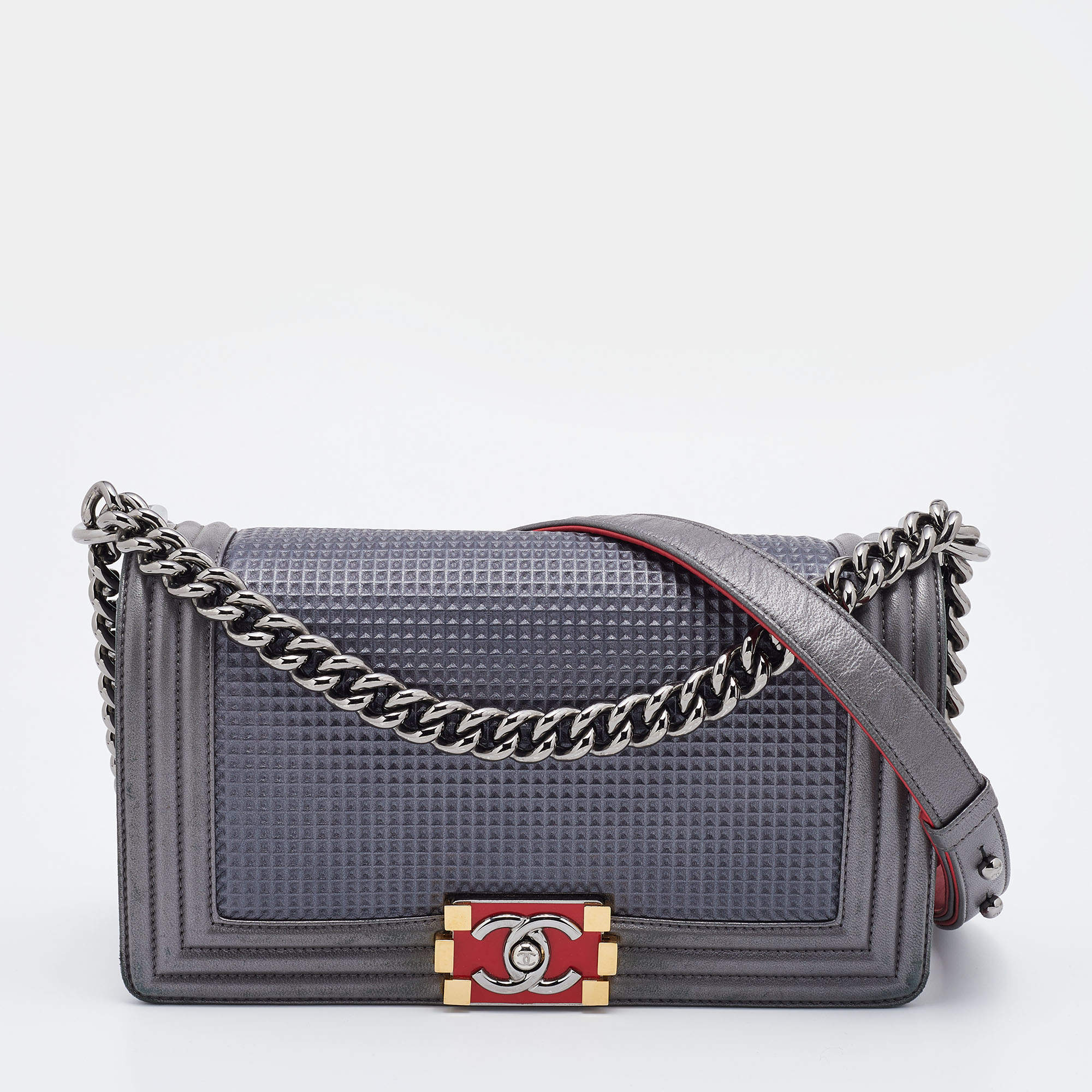 Pre Owned Chanel Grey Cube Embossed Leather Medium Boy Flap Bag