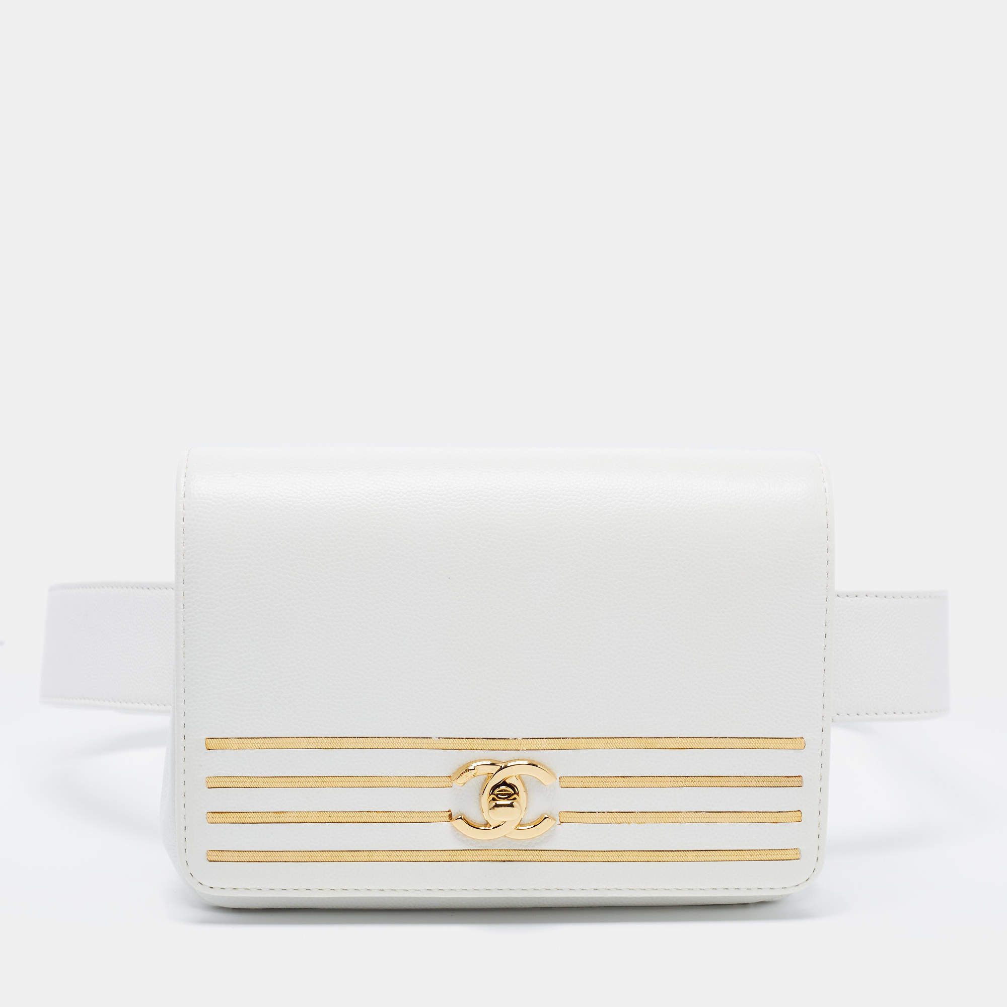 Pre Owned Chanel White Caviar Leather Captain Gold Waist Bag