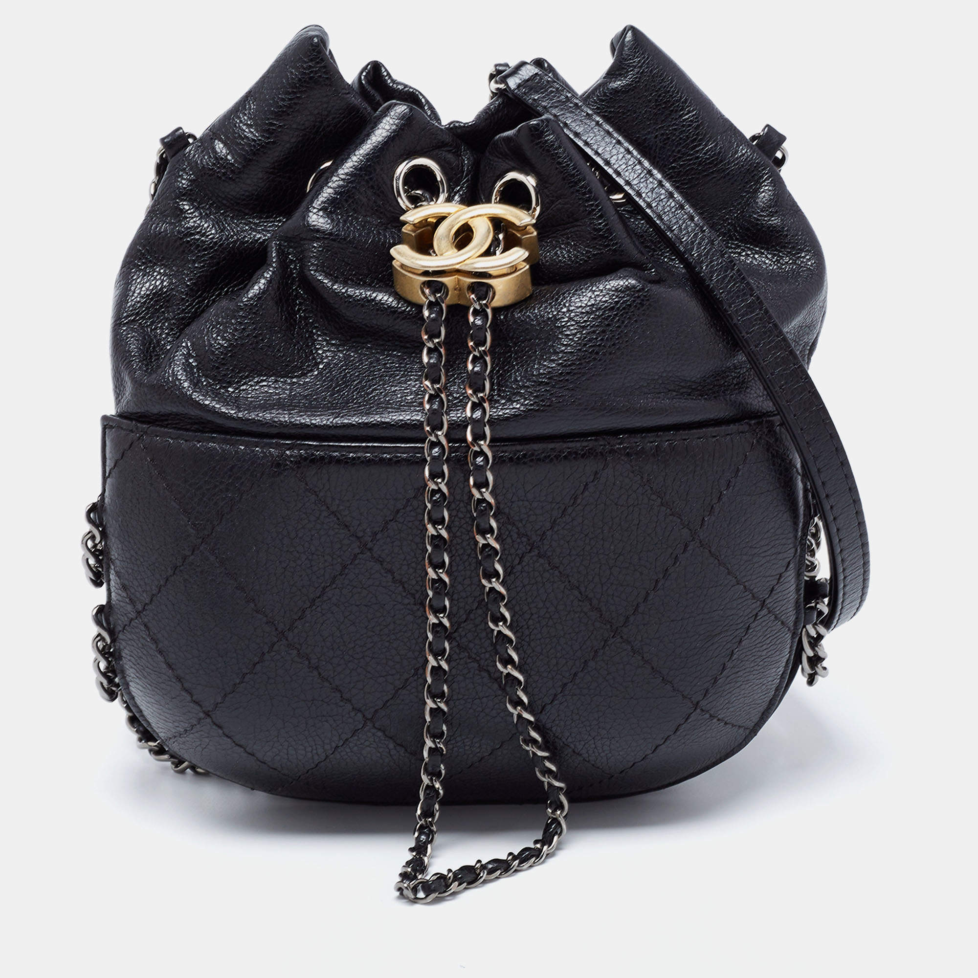 مملوكة مسبقًا Chanel Black Quilted Leather Small Gabrielle Crossbody Bag