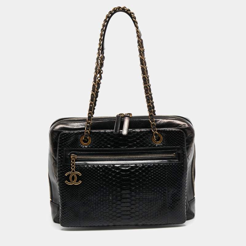 Pre Owned Chanel Black Python and Glazed Leather Medium Urban Mix Zipped Tote 