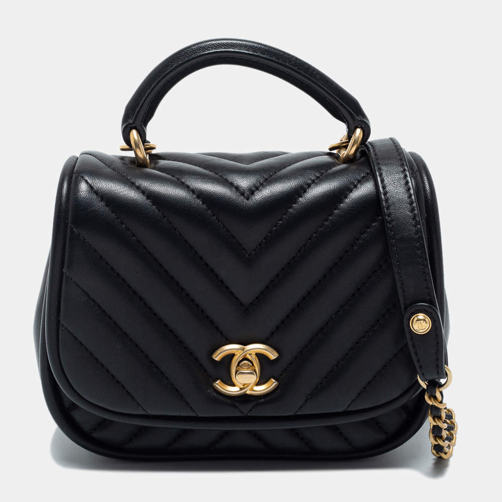 Pre Owned Chanel Black Reverse Chevron Leather Mini Round Flap Bag