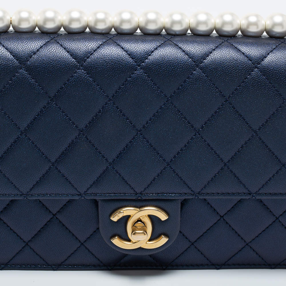 Chanel Metallic Navy Blue Quilted Leather Medium Chic Pearls Flap