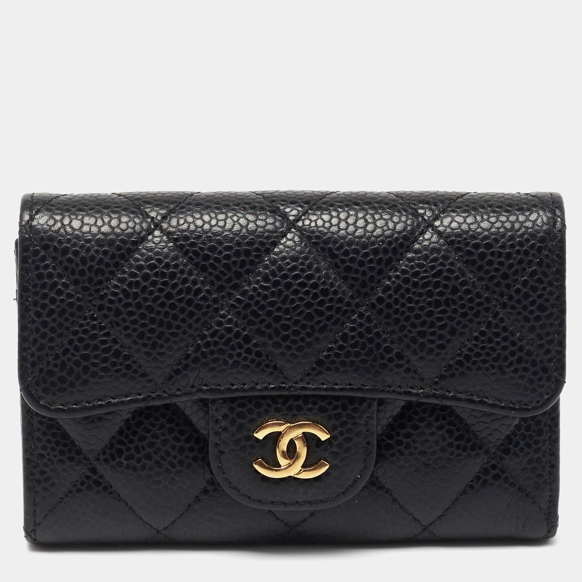 مملوكة مسبقًا Chanel Black Quilted Caviar Leather CC Classic Card Case