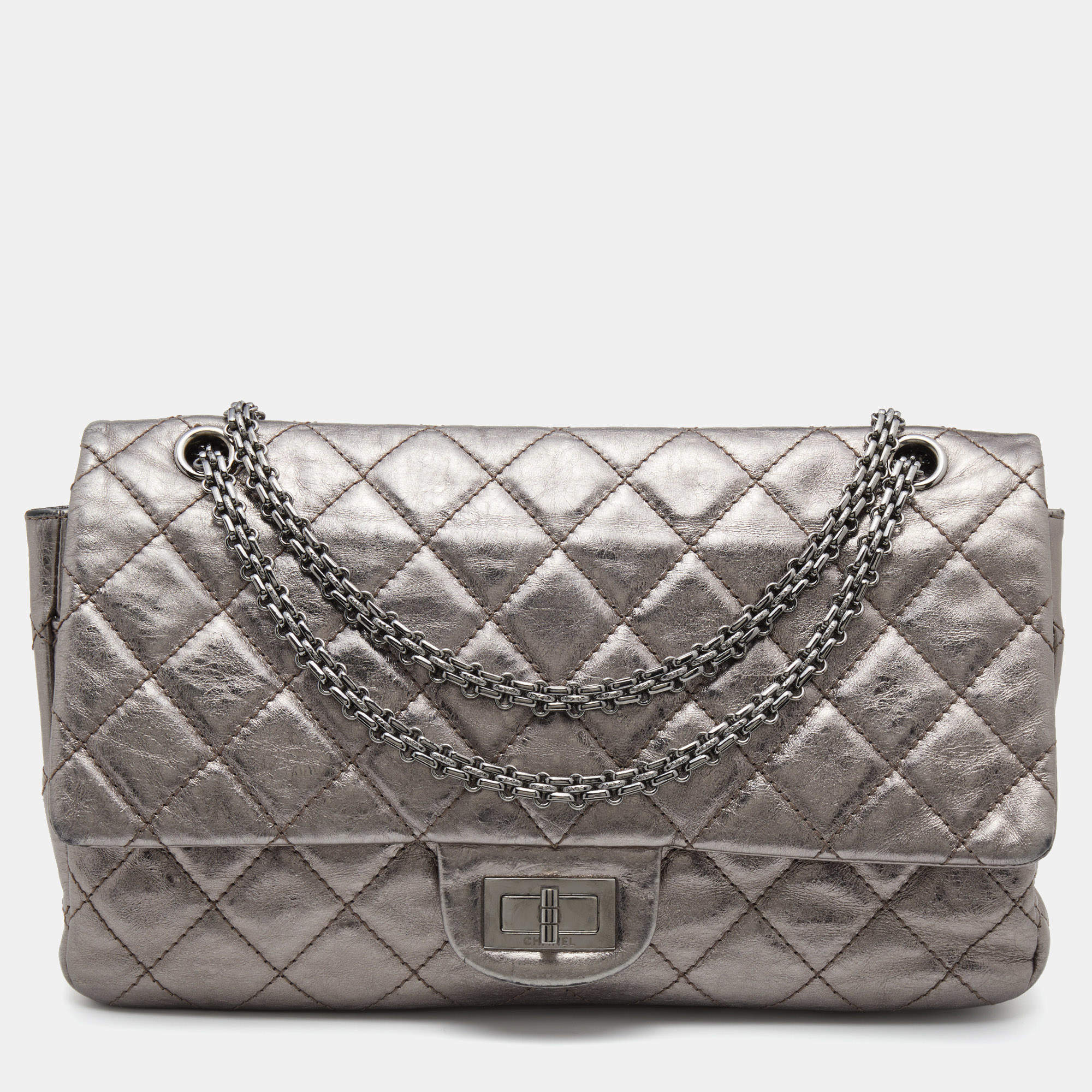Pre Owned Chanel Metallic Quilted Aged Leather Reissue 2.55 Classic 227 Flap Bag