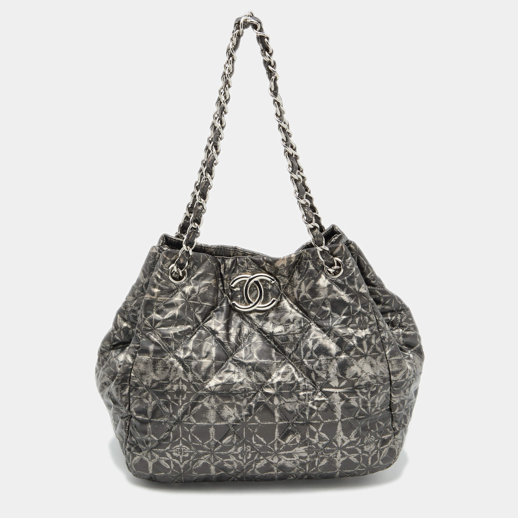 Pre Owned Chanel Metallic Grey Quilted Printed Vinyl Rock in Moscow Hobo