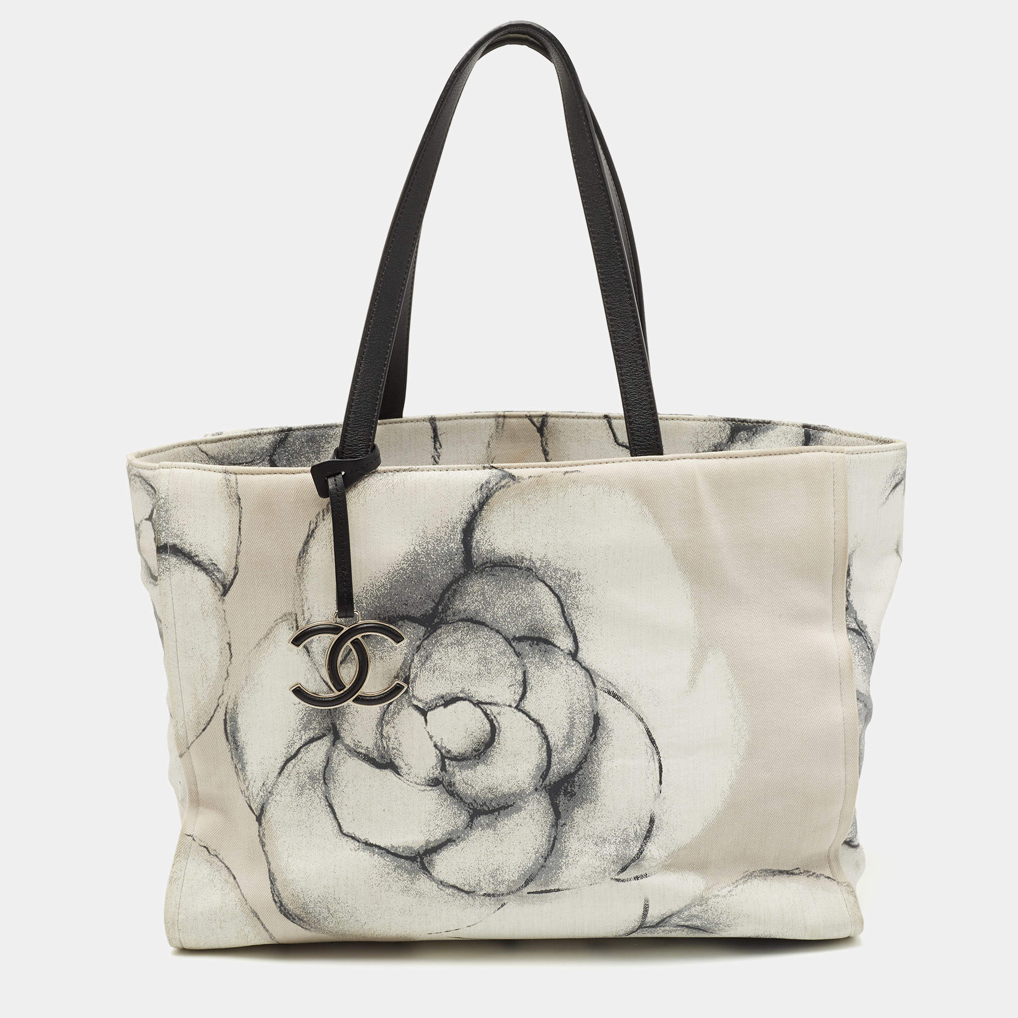 Pre Owned Chanel Black/Grey Canvas CC Camellia Print Tote