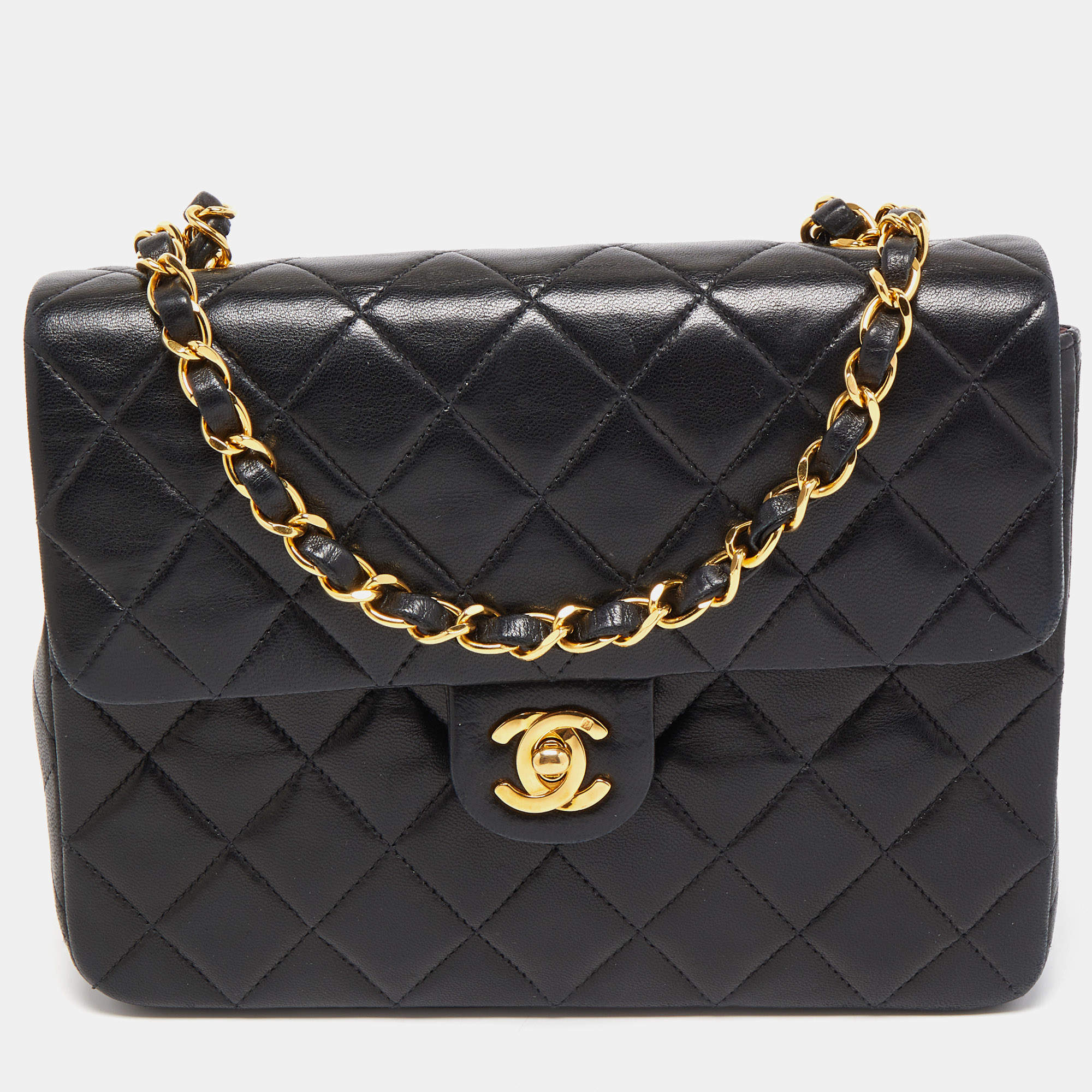 Pre Owned Chanel Black Quilted Lambskin Leather Square Classic Flap Bag