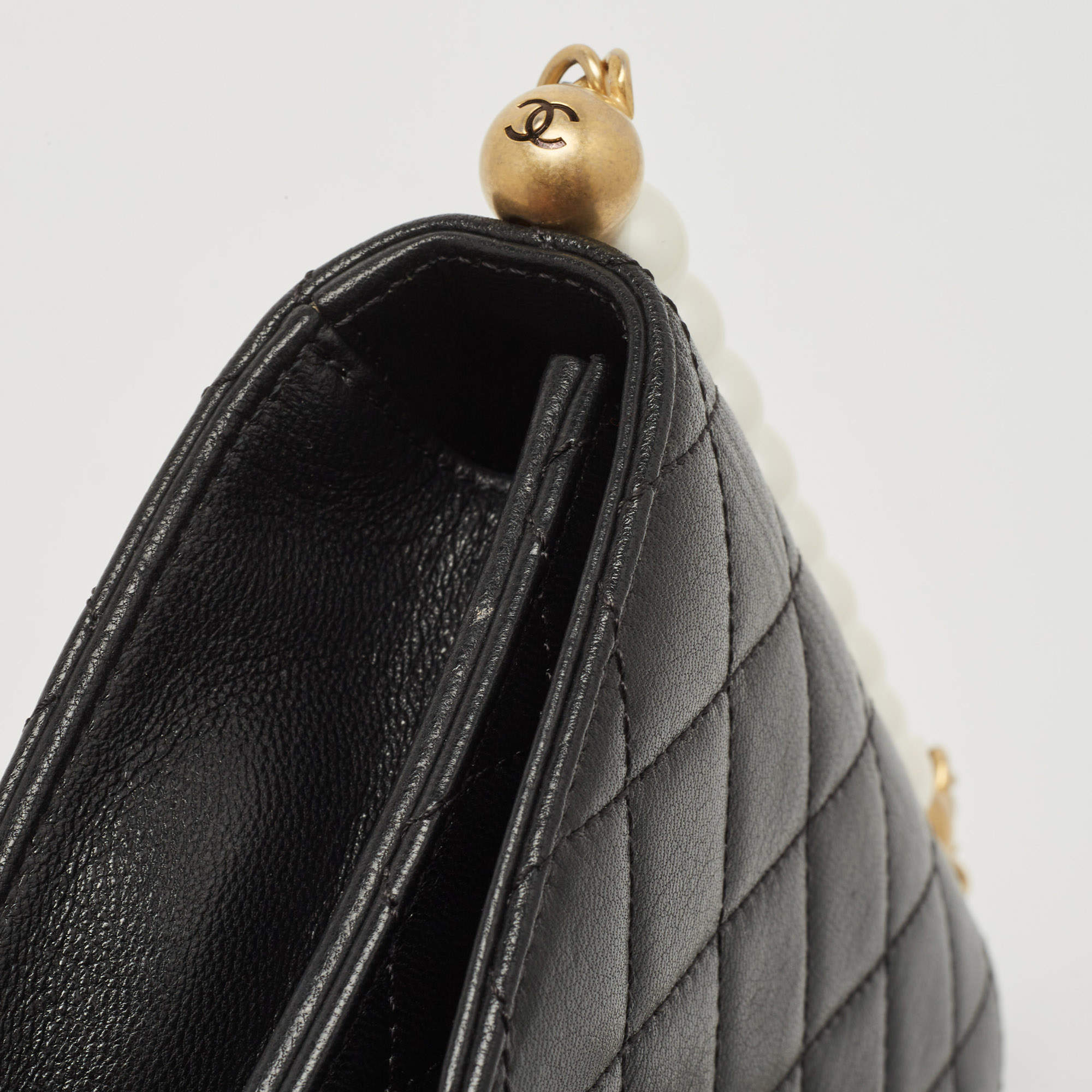 Chanel Black Quilted Leather Chic Pearls Flap Bag Chanel