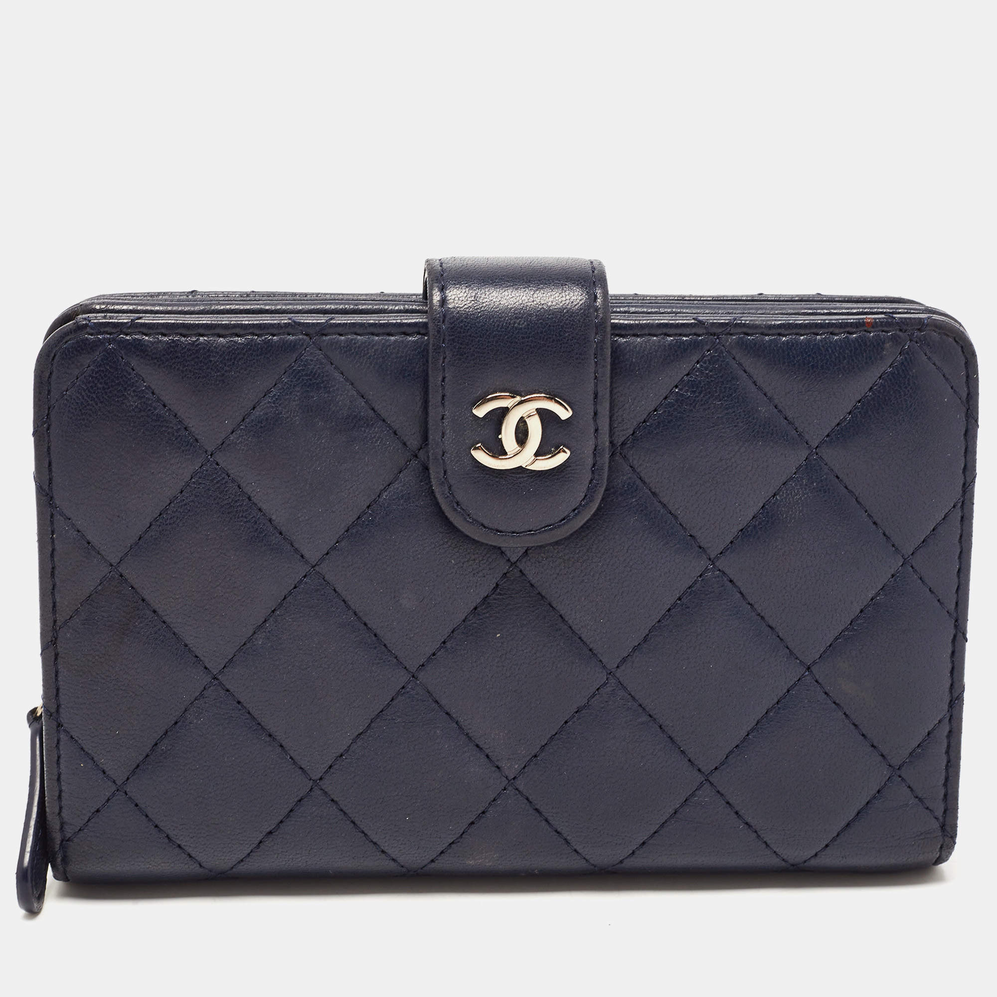 Pre Owned Chanel Navy Blue Quilted Leather CC French Wallet