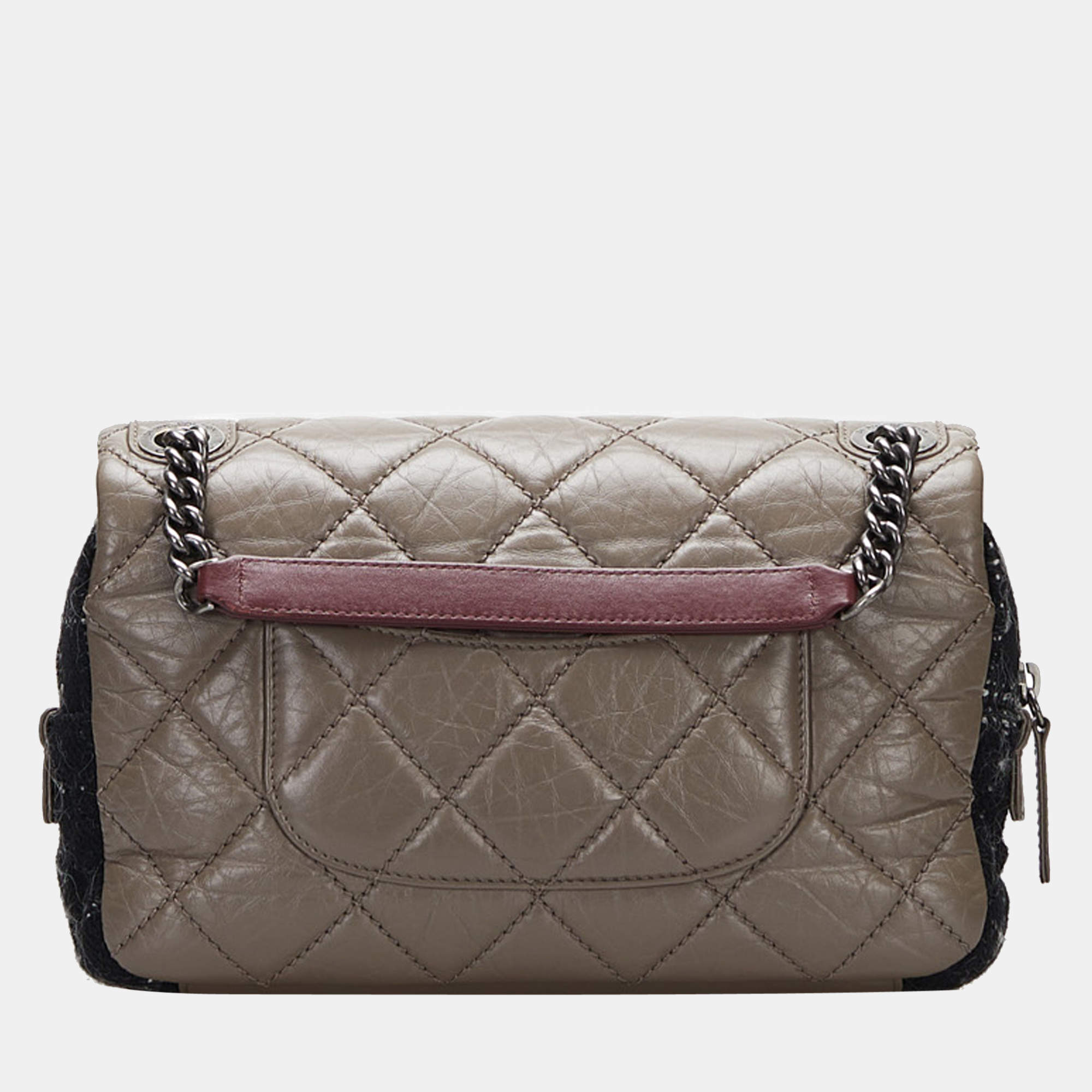 CHANEL Quilted Distressed Glazed Gold Leather Accordion Flap