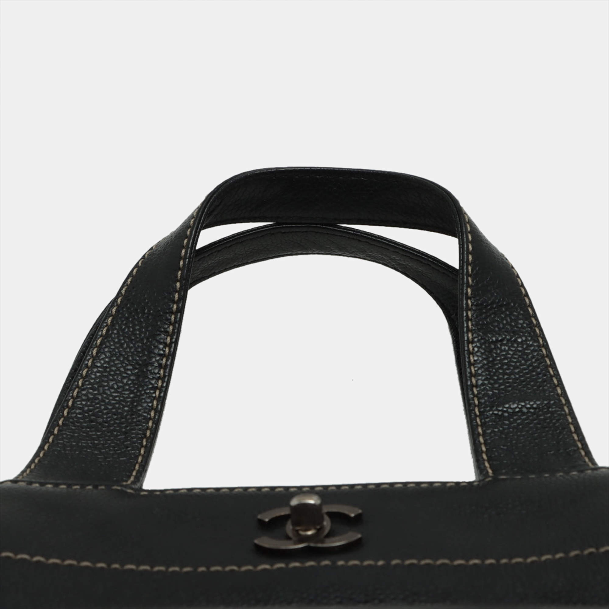 Hermes 27cm Black Swift Leather Gold Plated Bolide Bag - Yoogi's
