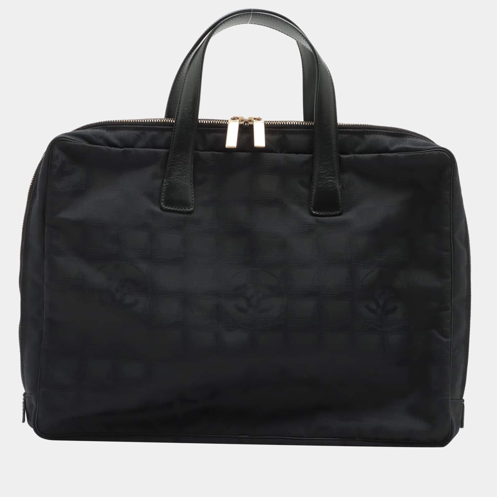Pre Owned Chanel New Travel Line Nylon & leather Hand bag Black Silver Metal fittings 7962748
