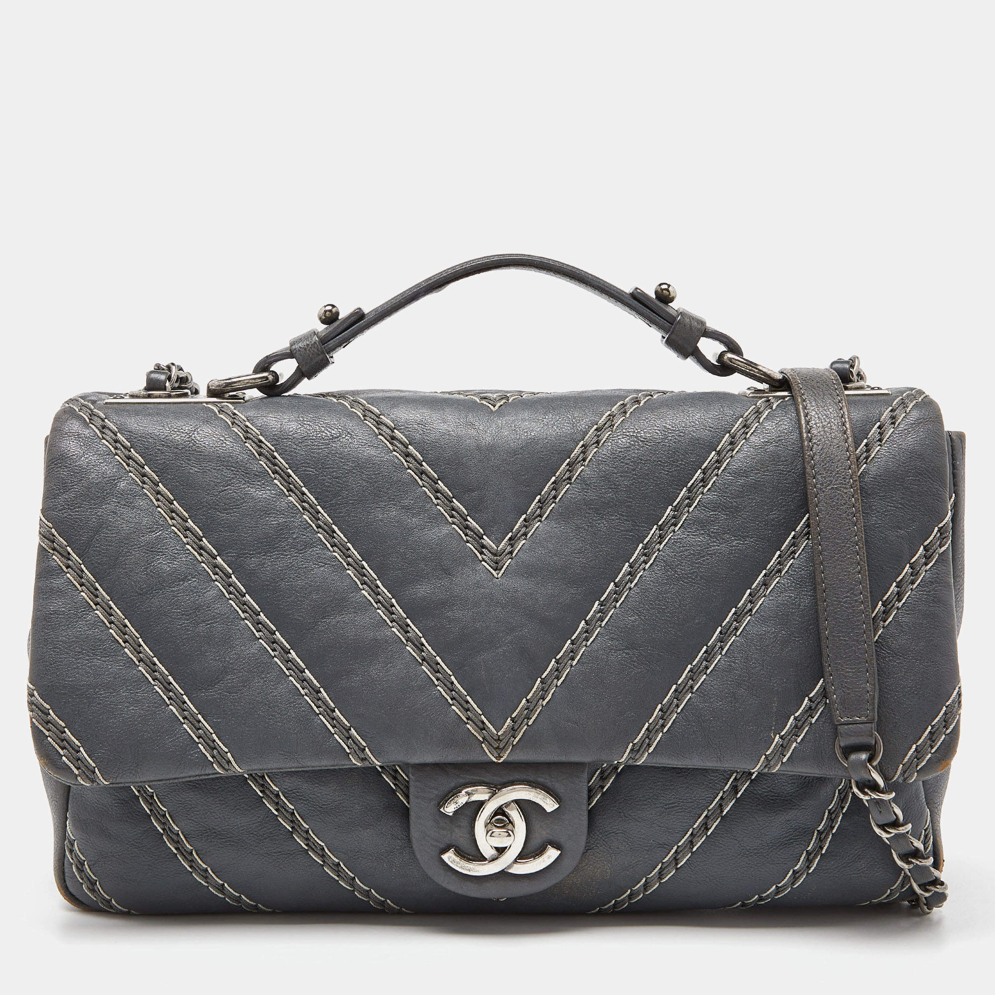 Pre Owned Chanel Grey Chevron Stitched Leather CC Top Handle Flap Bag